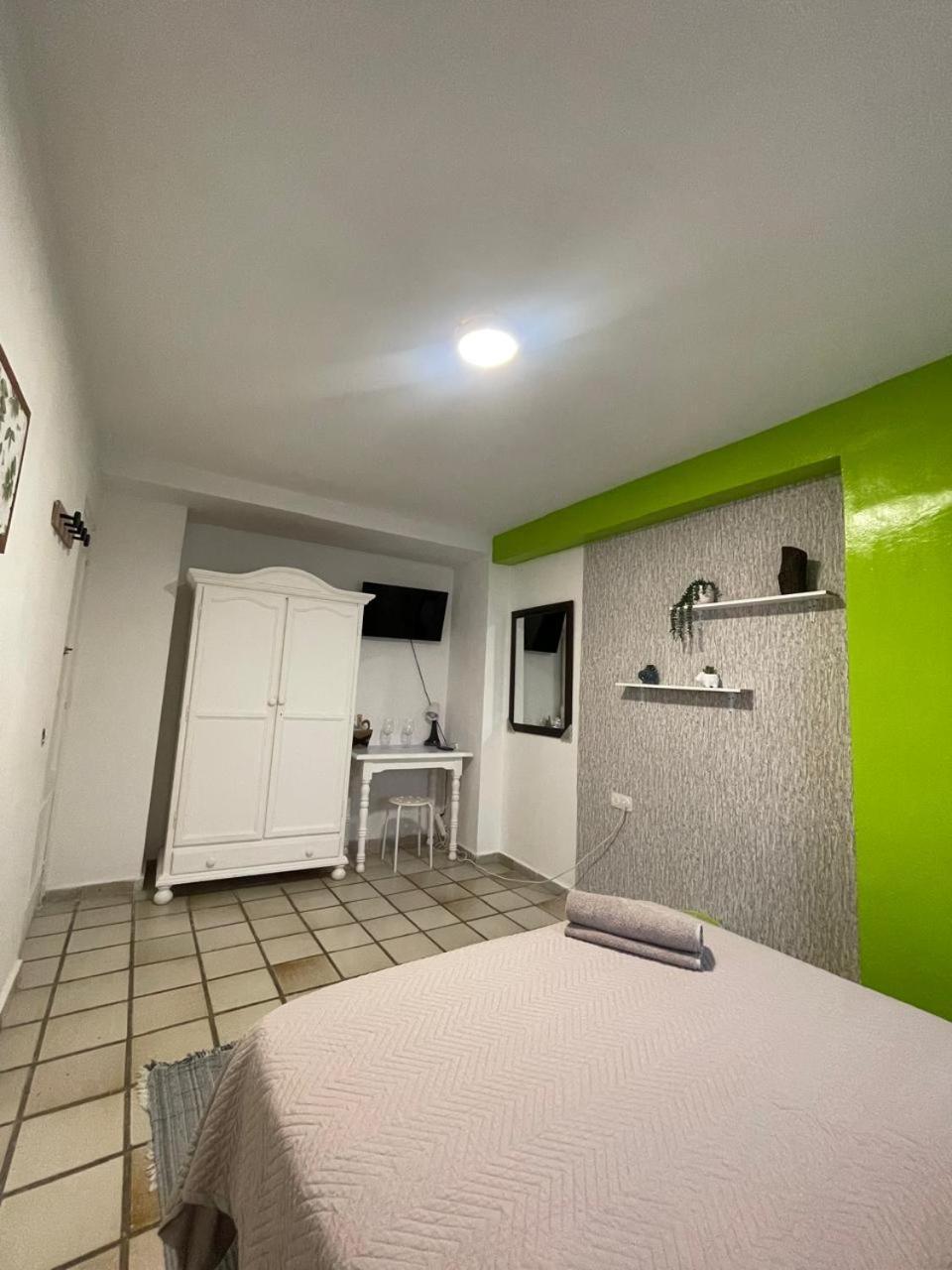 Habitacion Muy Centrica. Granada Exteriör bild
